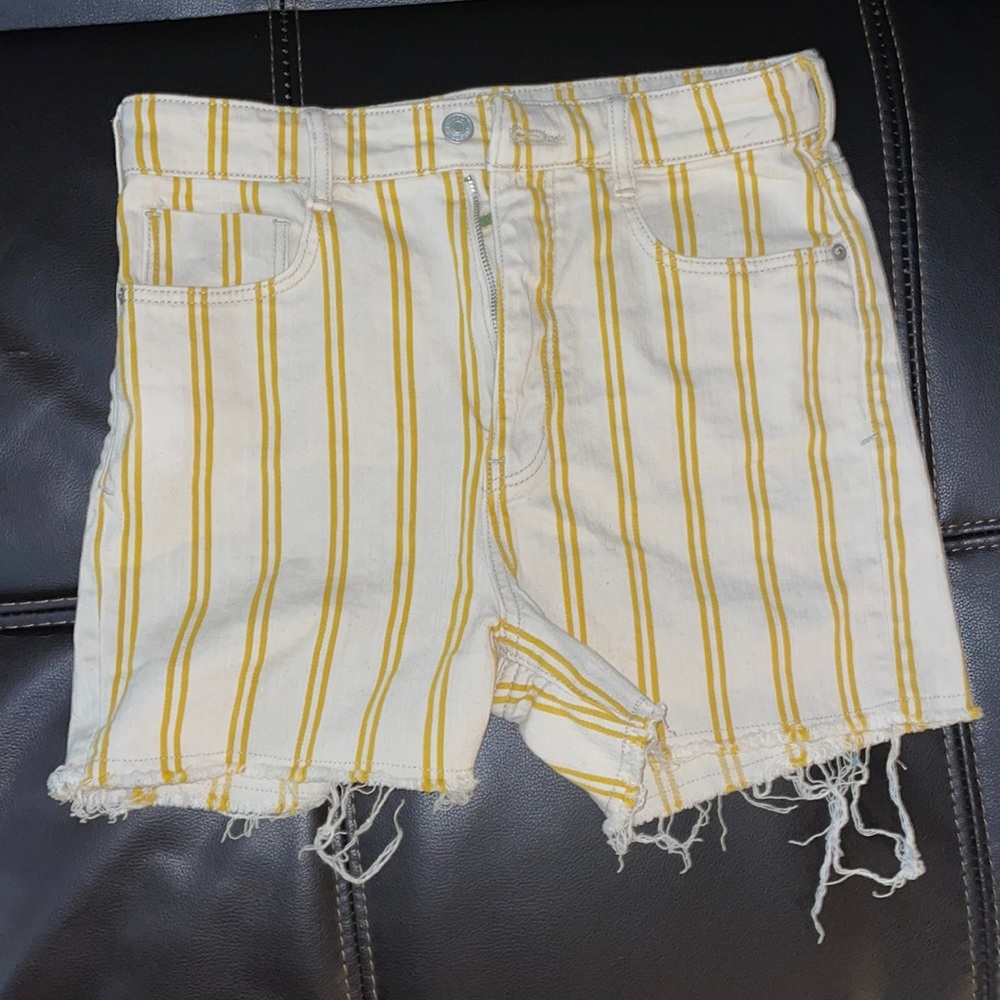 Jean shorts white with gold stripes